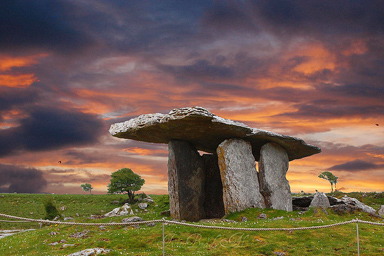 Poulnabrone Dolmen - Co:Clare